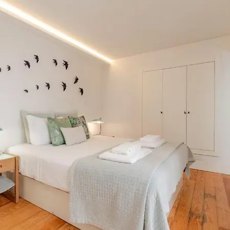Center Lello And Clerigos 5min Walk With Free Parking Apartment