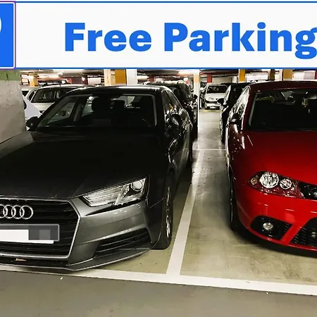Center Lello And Clerigos 5min Walk With Free Parking Oporto