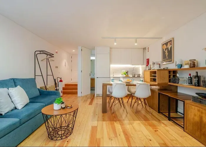 Apartment Center Lello And Clerigos 5min Walk With Free Parking Porto