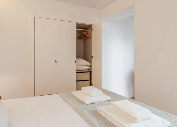 Appartamento Center Lello And Clerigos 5min Walk With Free Parking