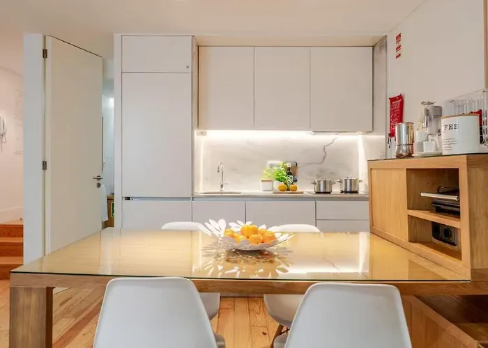 Center Lello And Clerigos 5min Walk With Free Parking * Porto